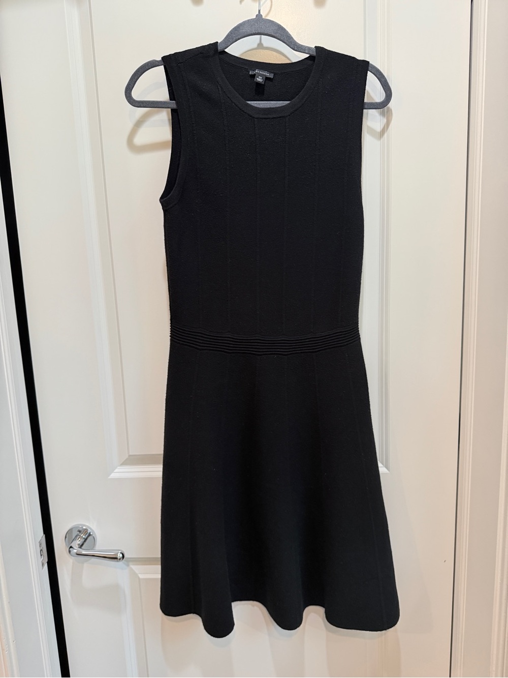 Ann Taylor Black Sleeveless Fit-and-Flare Knit Dress